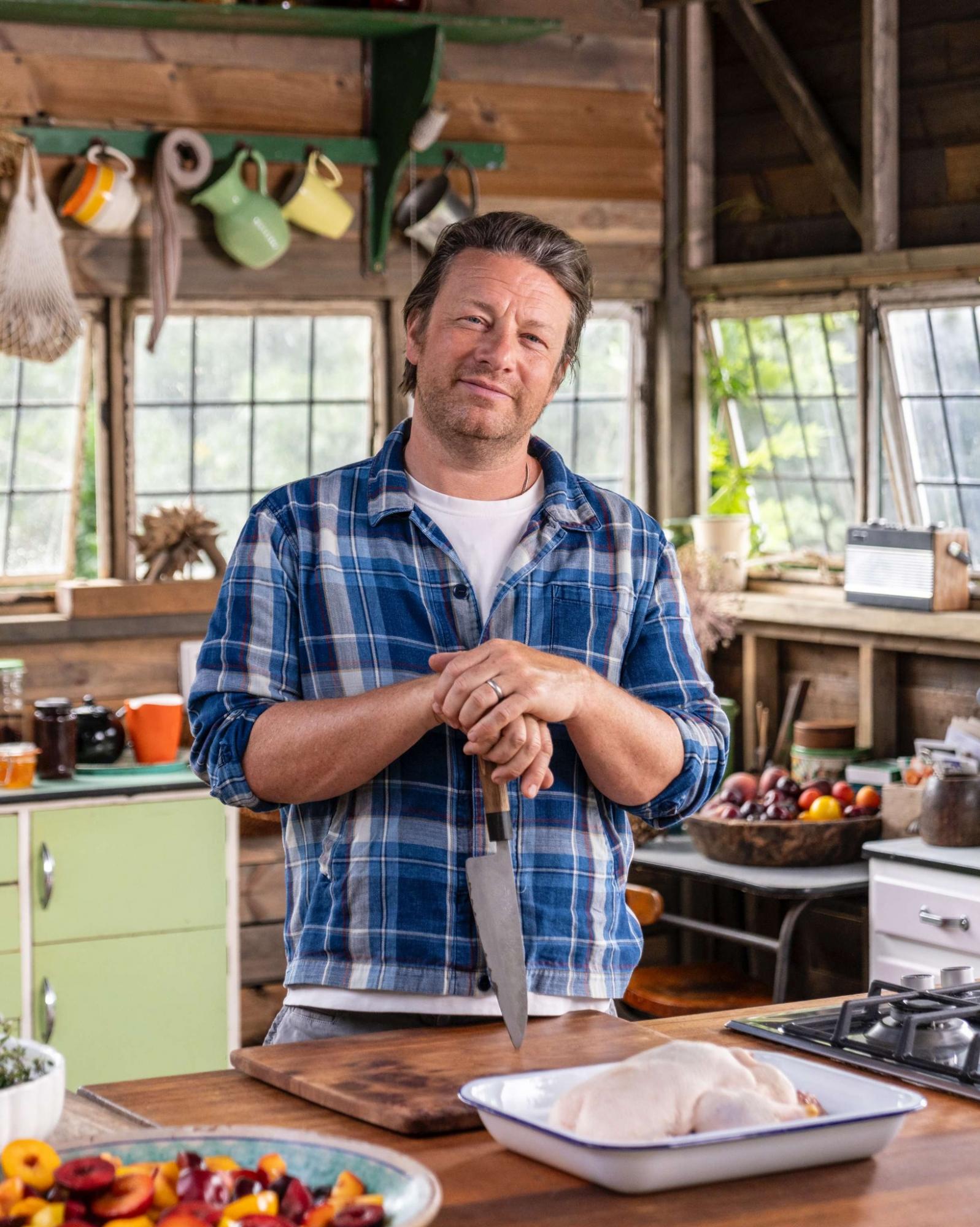 Євген Клопотенко vs Джеймі Олівер: як Україна обійшла Британію в реформі шкільного харчування